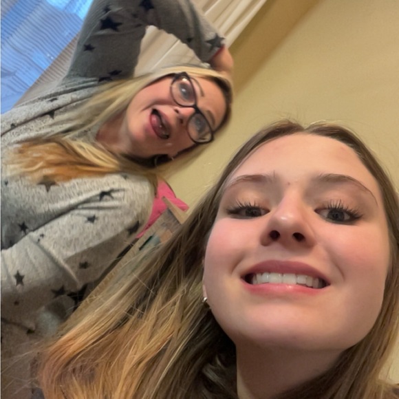 Meet your Posher, Venus Mama - Picture 6 of 8